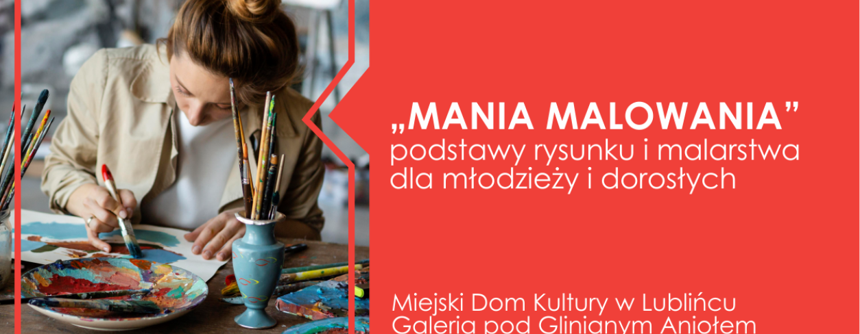 Kobieta maluje pędzlem